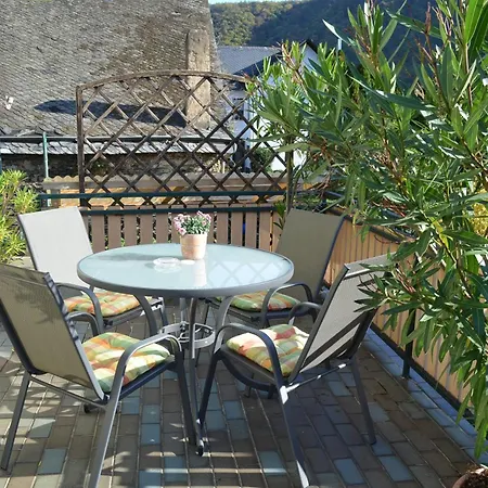 Felten In Appartement *