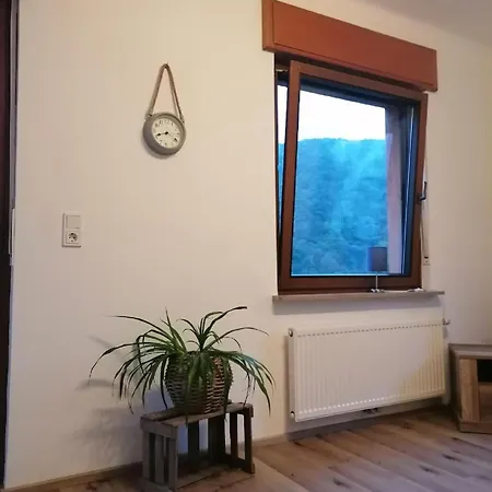Felten In * Minheim