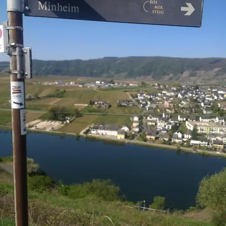 Appartement Felten In *